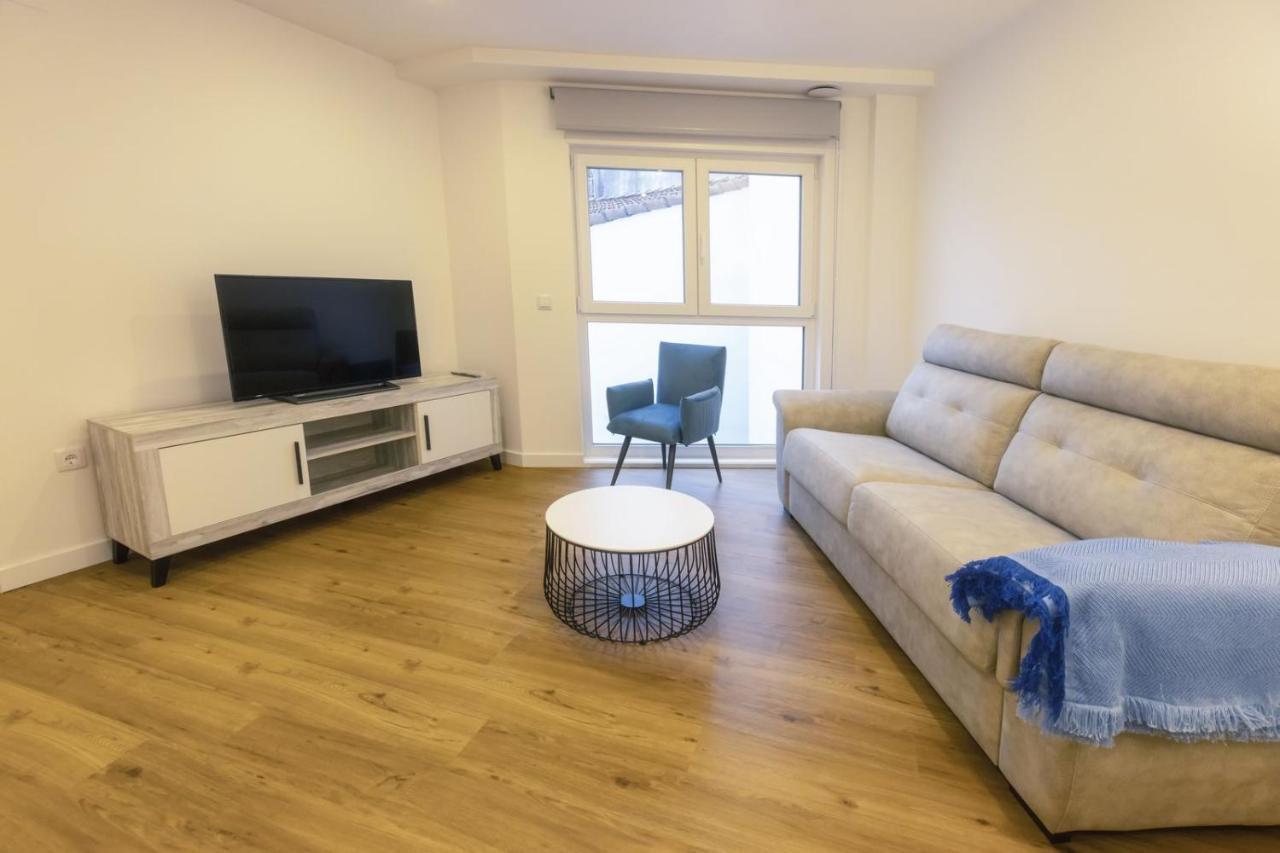 Apartamentos Centro Llanes Kültér fotó