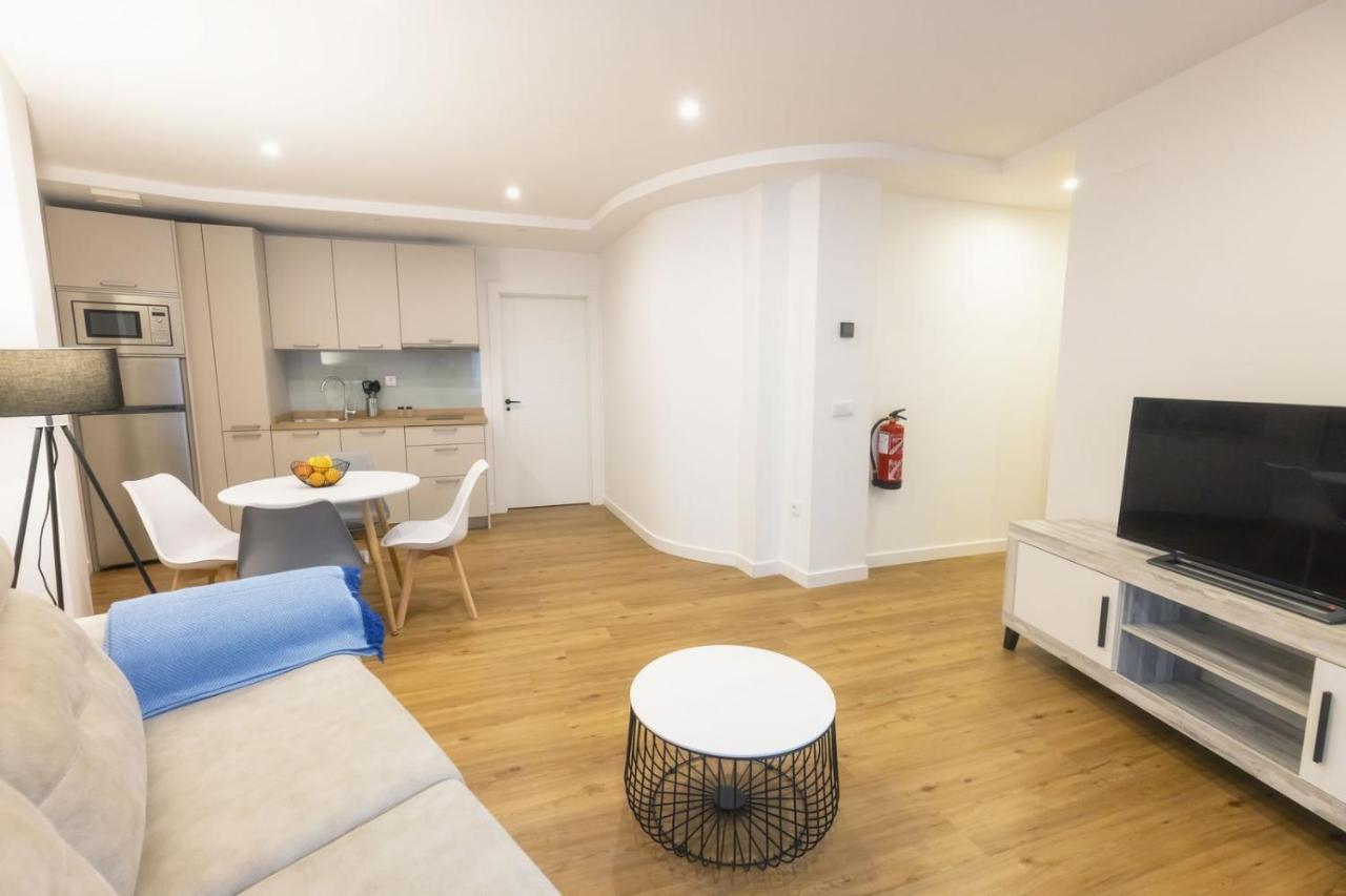 Apartamentos Centro Llanes Kültér fotó